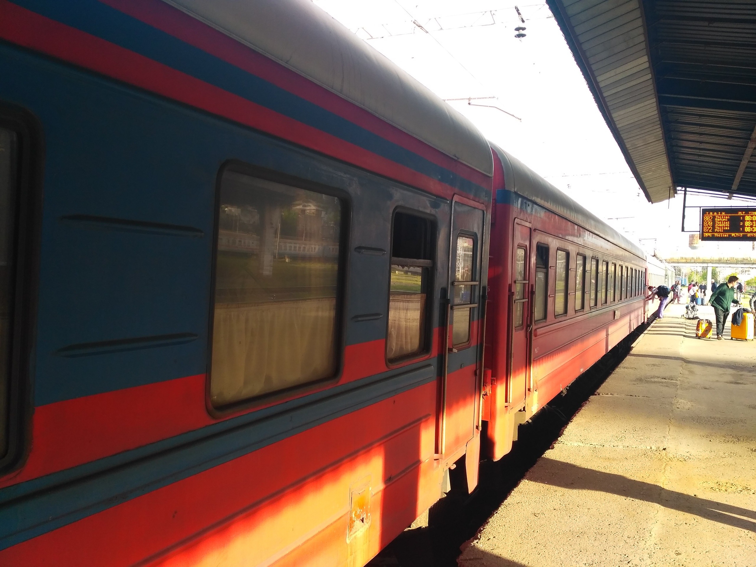 Поезд 372 Ереван Тбилиси. Гюмри Тбилиси поезд. Поезд Ереван Тбилиси. Новый поезд в Батуми из Армении скоростной.