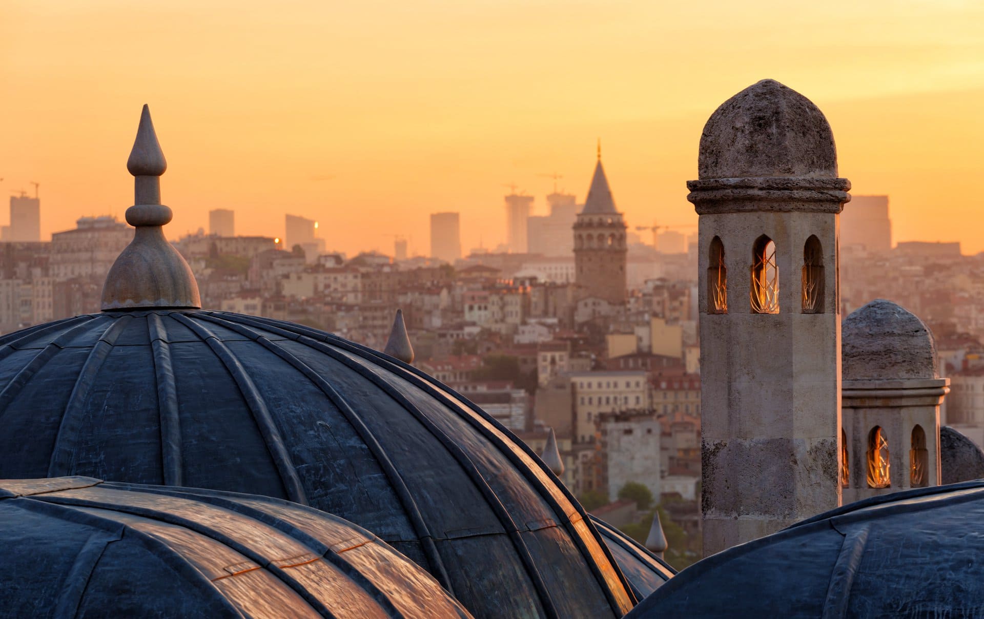 Стамбул окна на крышах